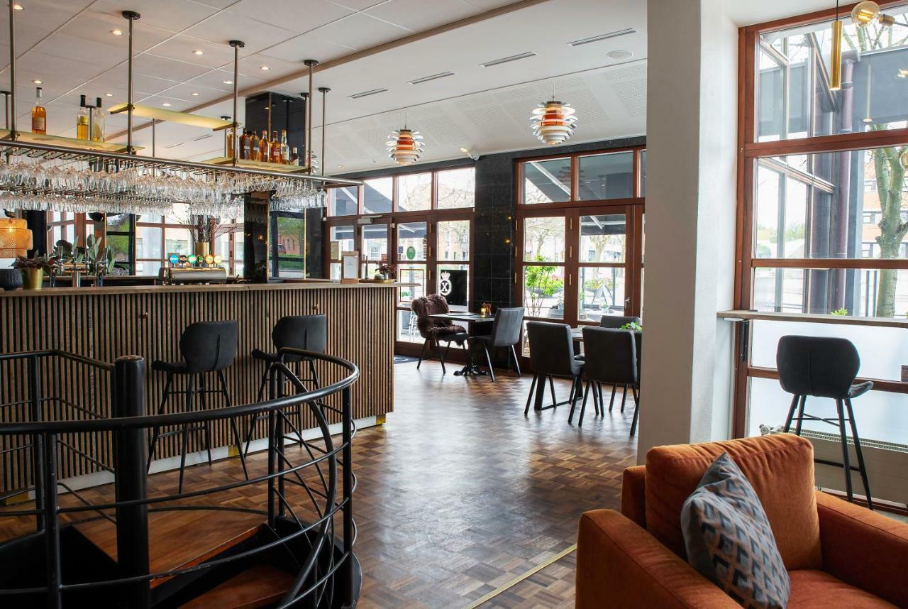 Hotel Medi Икаст Экстерьер фото